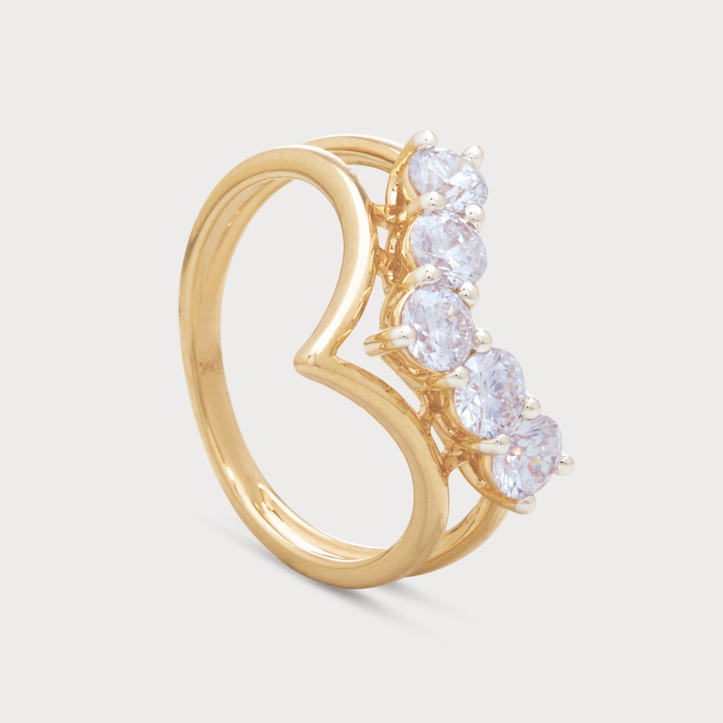 The Avienne Ring