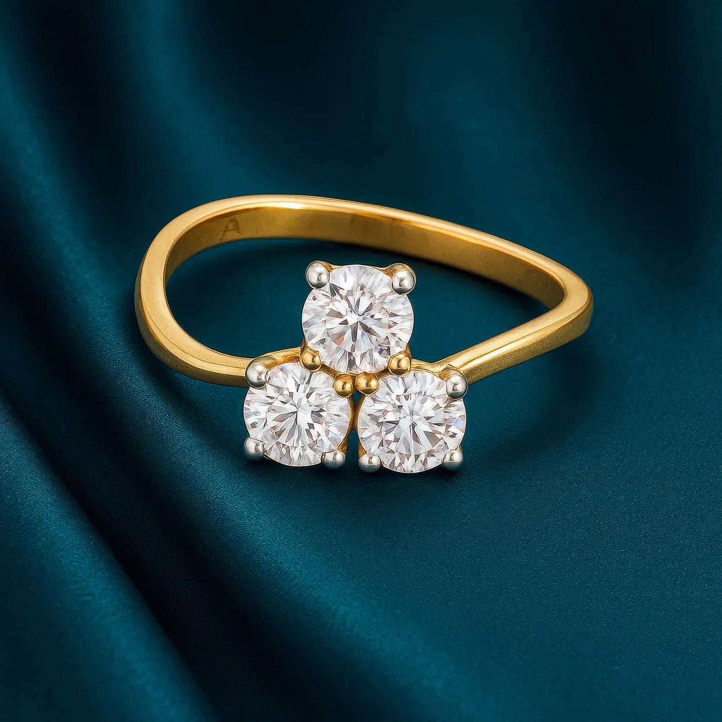 The Arvia Bloom Ring