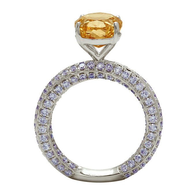 Aukera – Champagne Oval Grandeur Ring