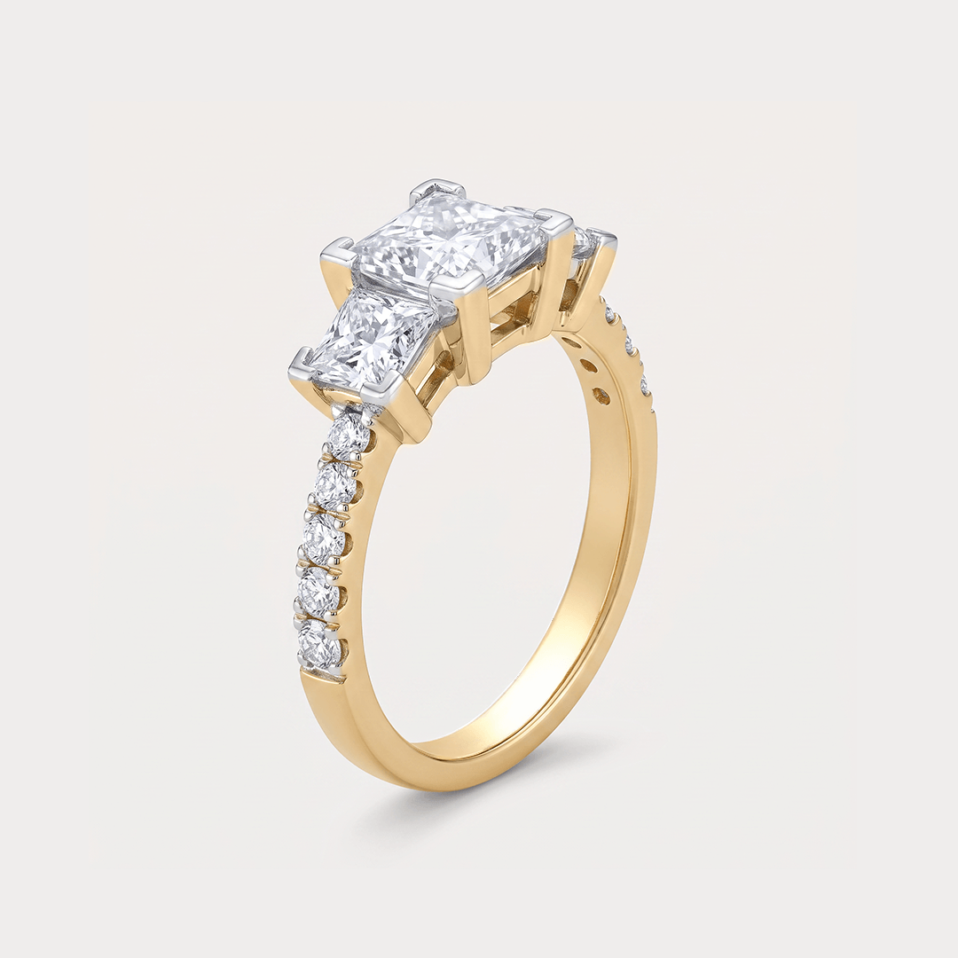 Douce Nuit Solitaire Diamond Ring