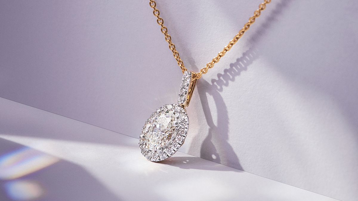 Lab-Grown Diamonds vs Natural Diamonds