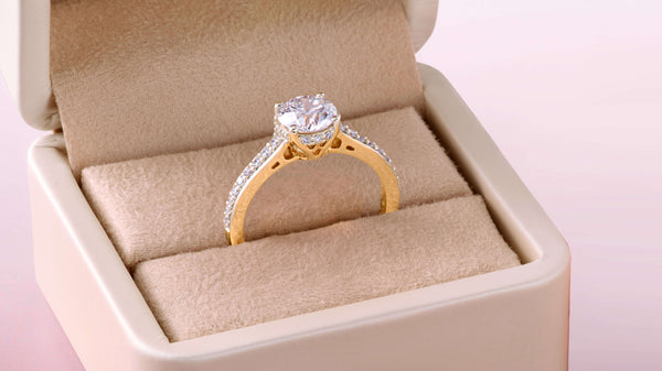 How to Buy an Engagement Ring: A Complete Buyer's Guide