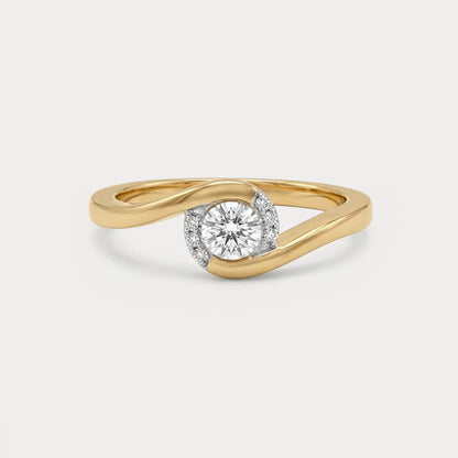 Lightspan Mini-Solitaire Diamond Ring