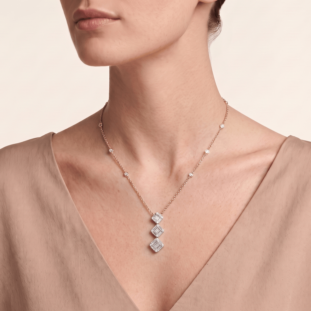 Glowhaven Pendant Diamond Necklace