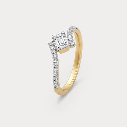Featherfall Diamond Ring