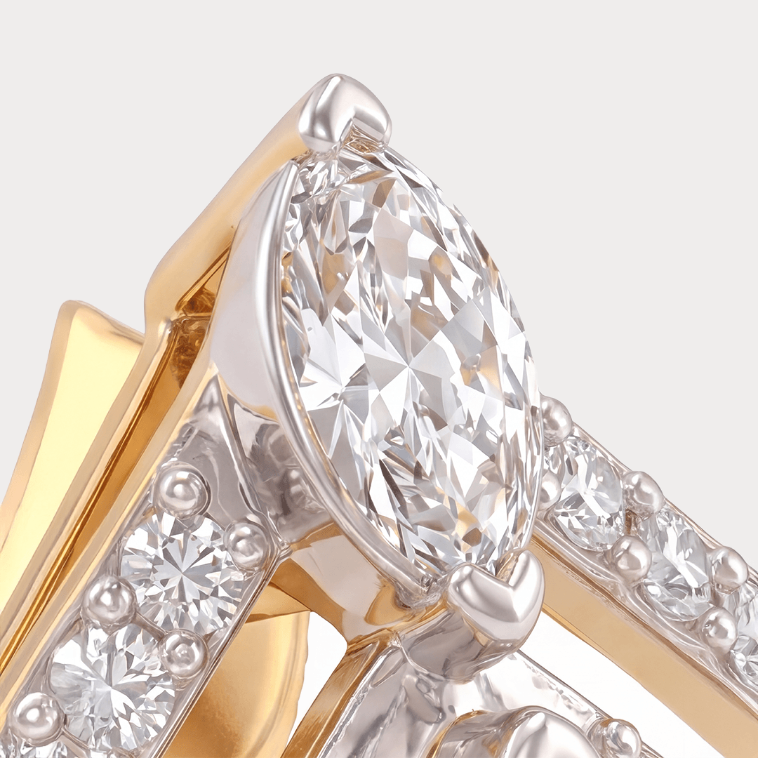 Coil Diamond EarRing