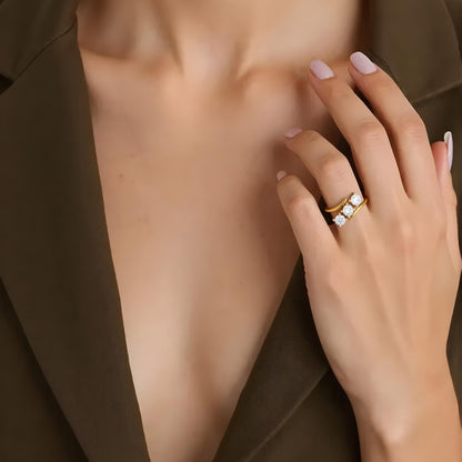 The Sera Ring