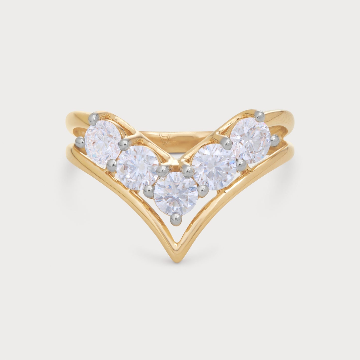 The Avienne Ring