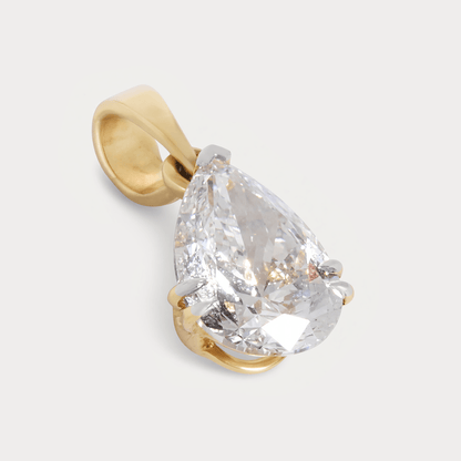 Villa Aurea Solitaire Diamond Pendant Chain
