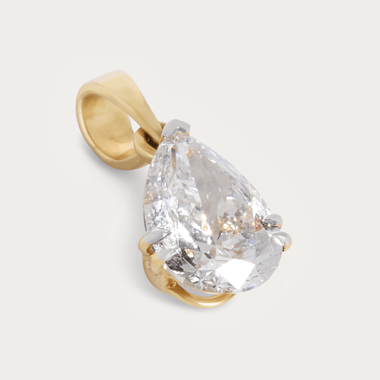 Villa Aurea Solitaire Diamond Pendant Chain