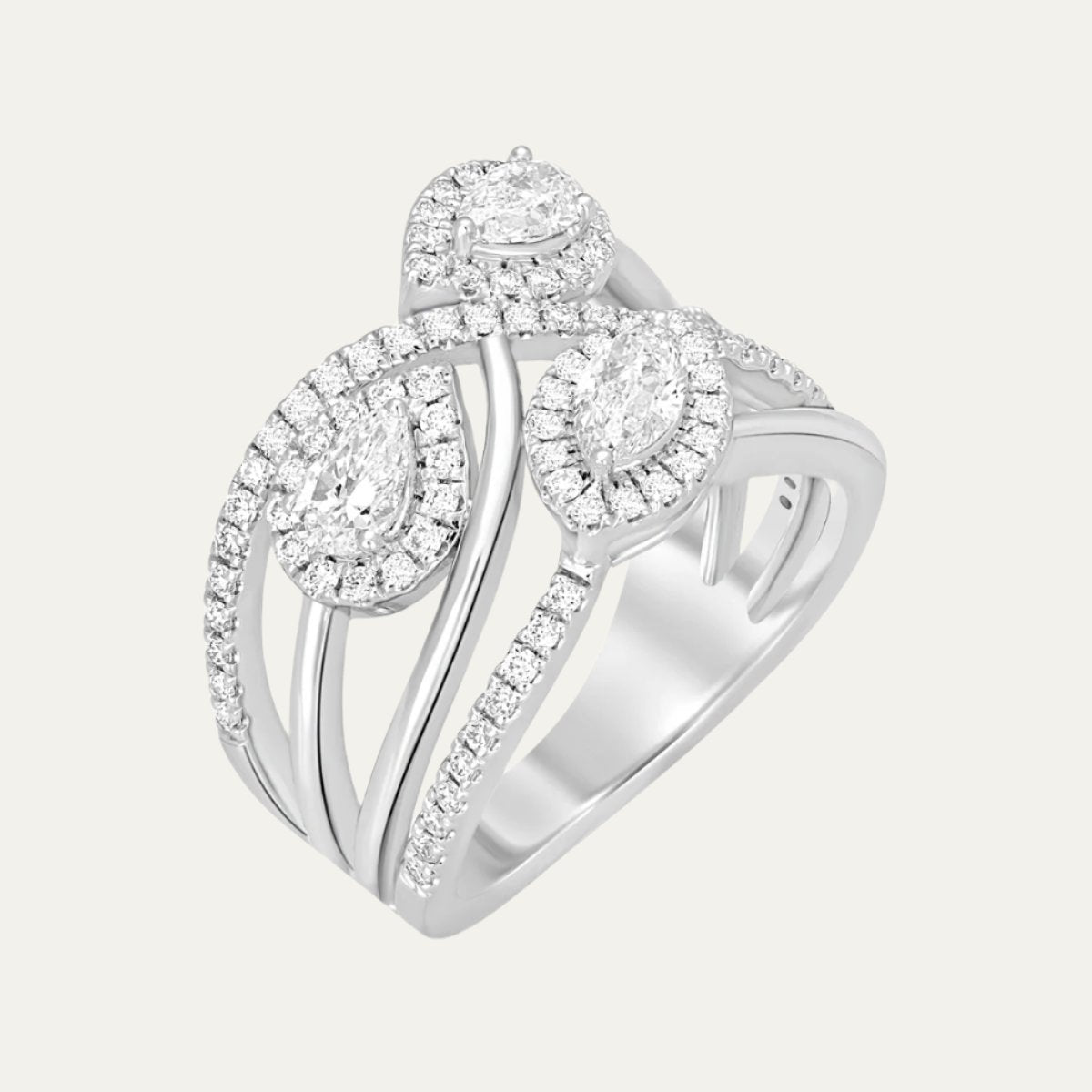 Aukera Lab Grown Diamonds-Dazzling Diva Ring