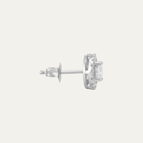 18kt white gold studs