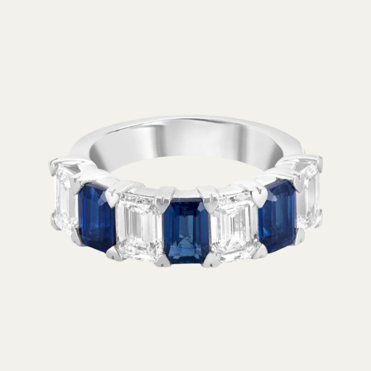 Aukera Lab Grown Diamonds-Elegance Ring