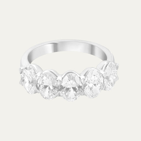 lab grown diamond unfading splendor band