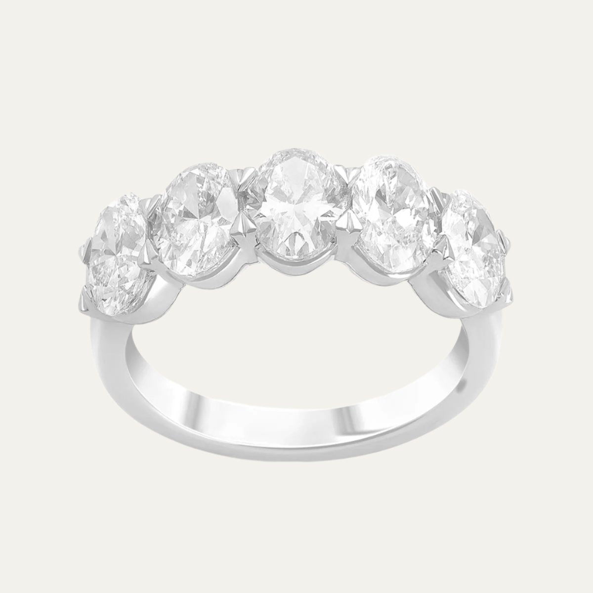 Aukera Lab Grown Diamonds-Unfading Splendor Band