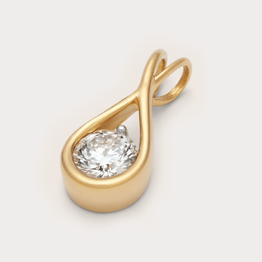 Marveline Solitaire Diamond Pendant