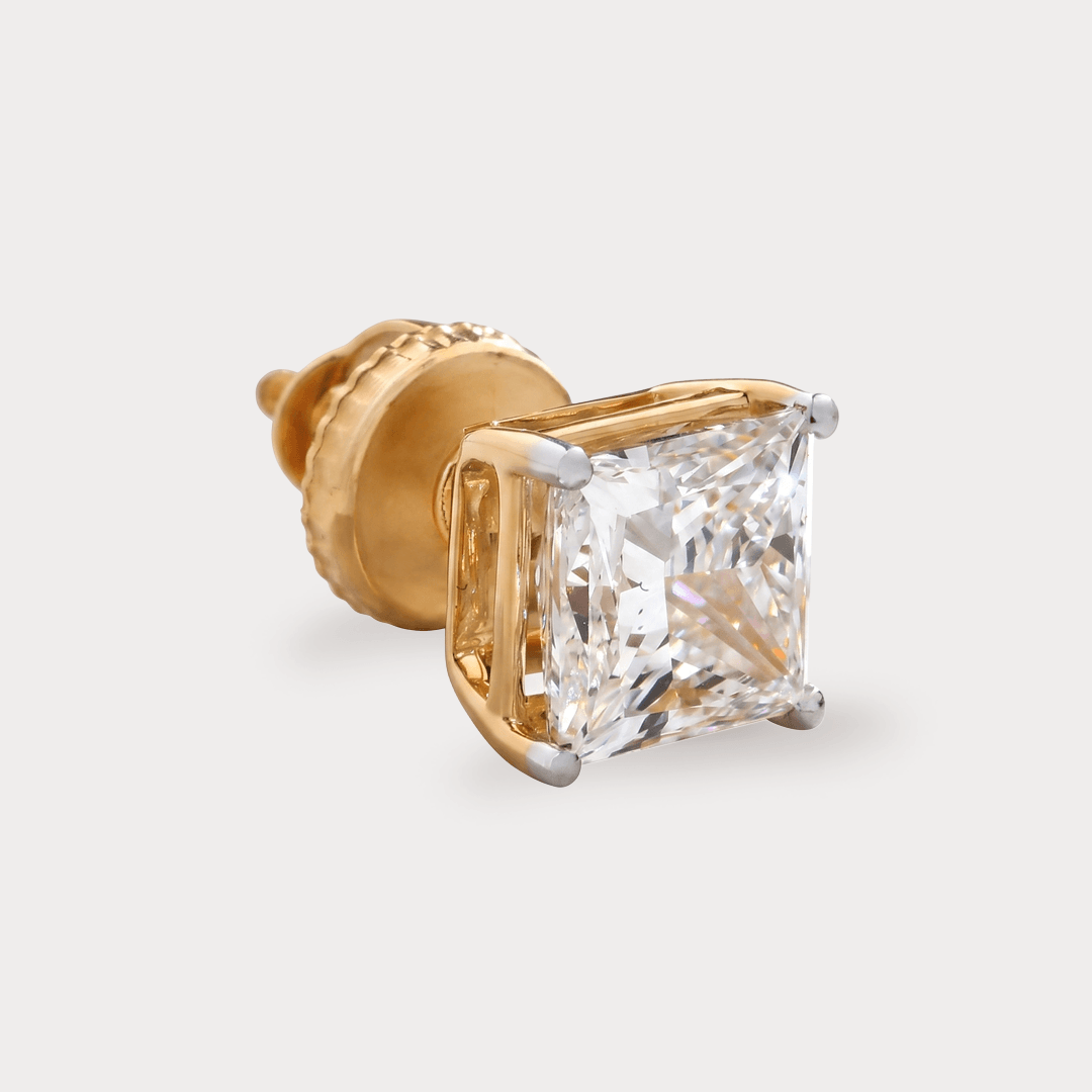 Illustrious Solitaire Diamond EarRing