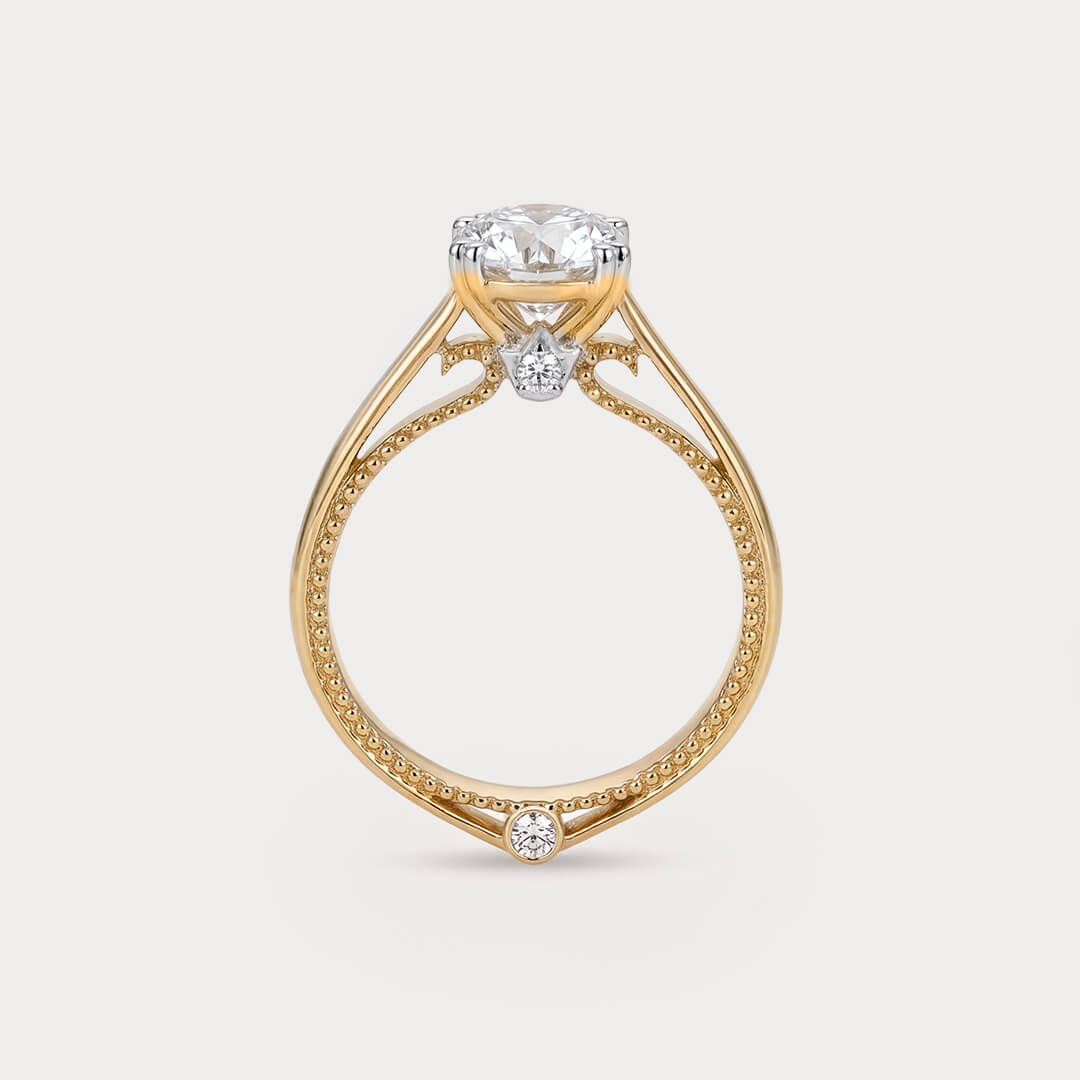 Nuit d'Or Solitaire Diamond Ring