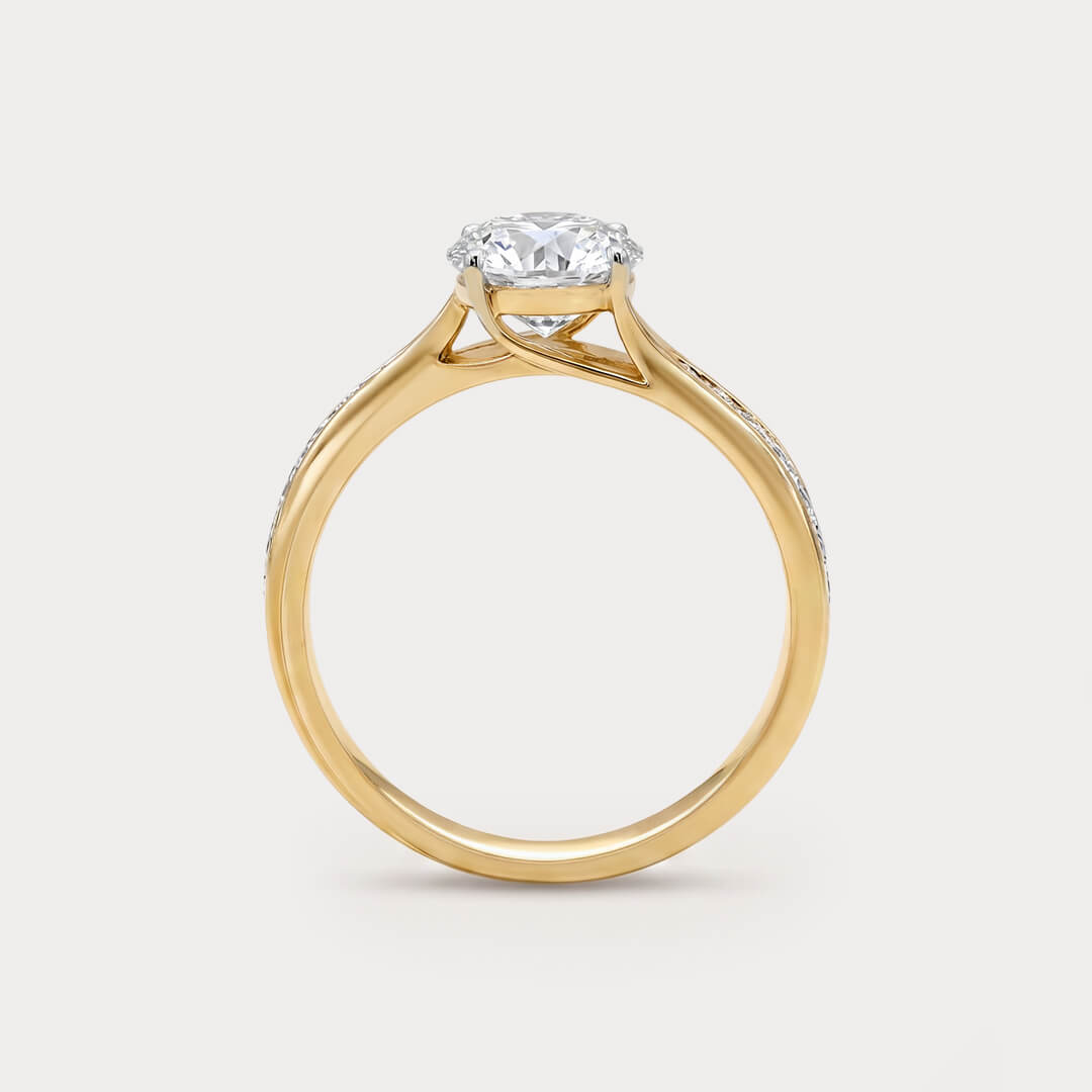 Corazon Feliz Solitaire Diamond Ring