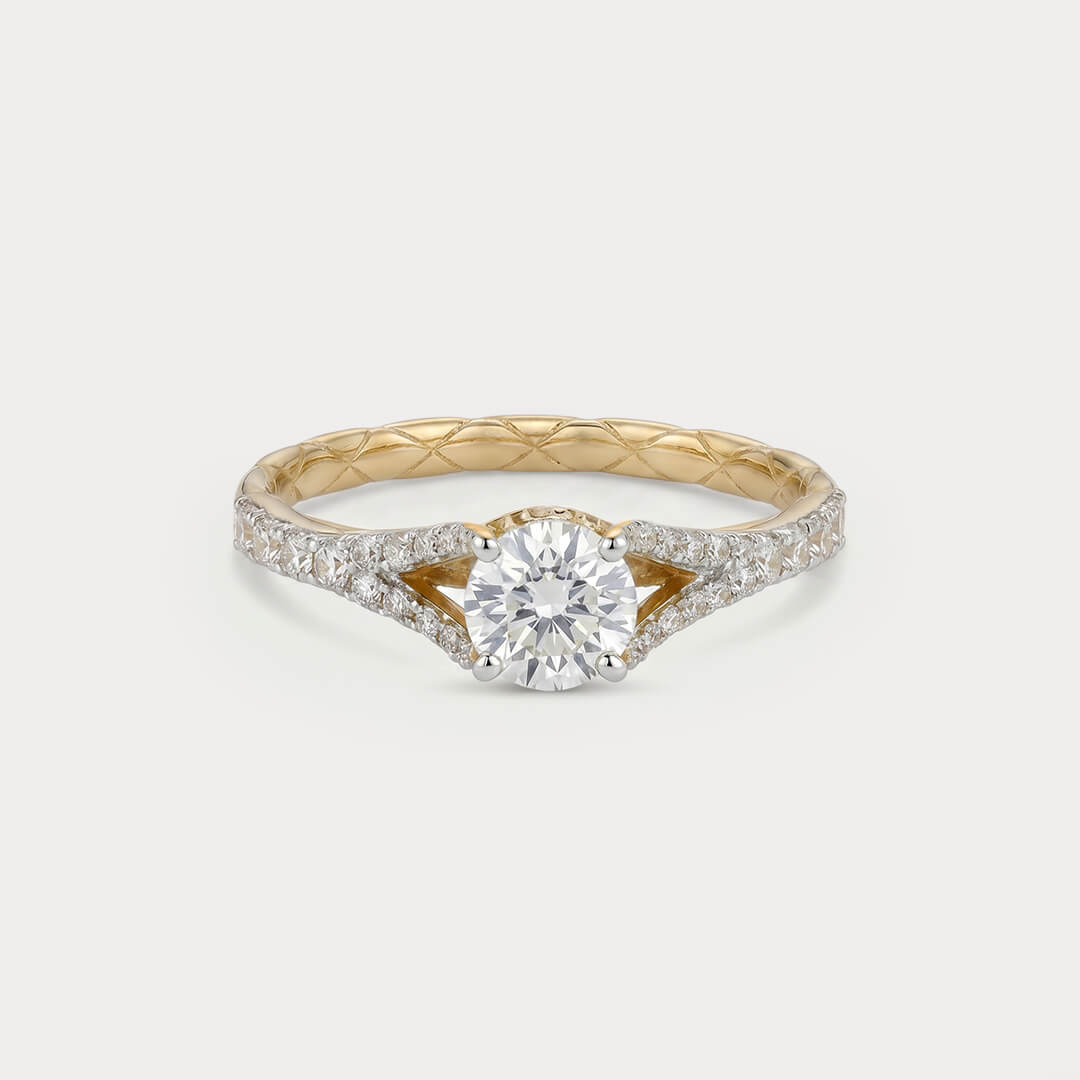 Alma Gemela Solitaire Diamond Ring