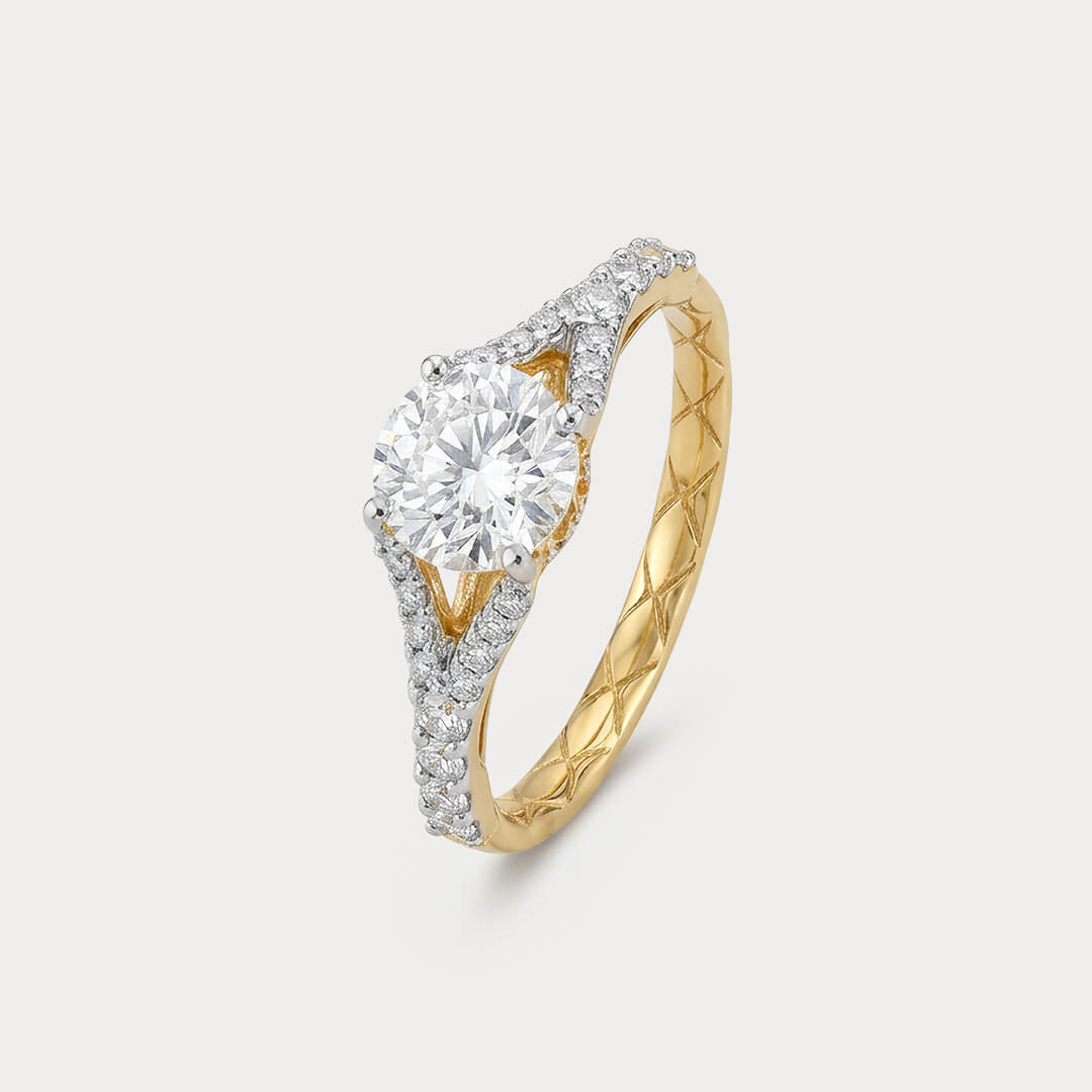 Alma Gemela Solitaire Diamond Ring