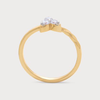Mrinala Diamond Ring
