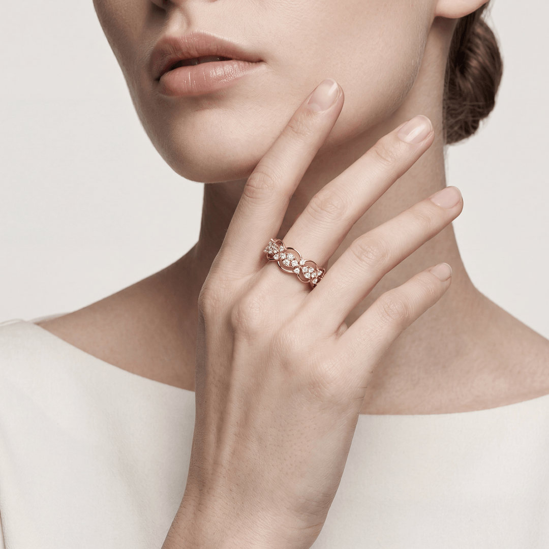 Pregiato Bands Diamond Rings