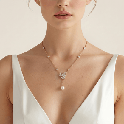 Promise Knots Stelliflora Floral-Nakshatra Diamond Pendant Chain
