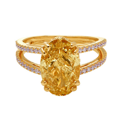 Aukera – Champagne Ember Oval Ring