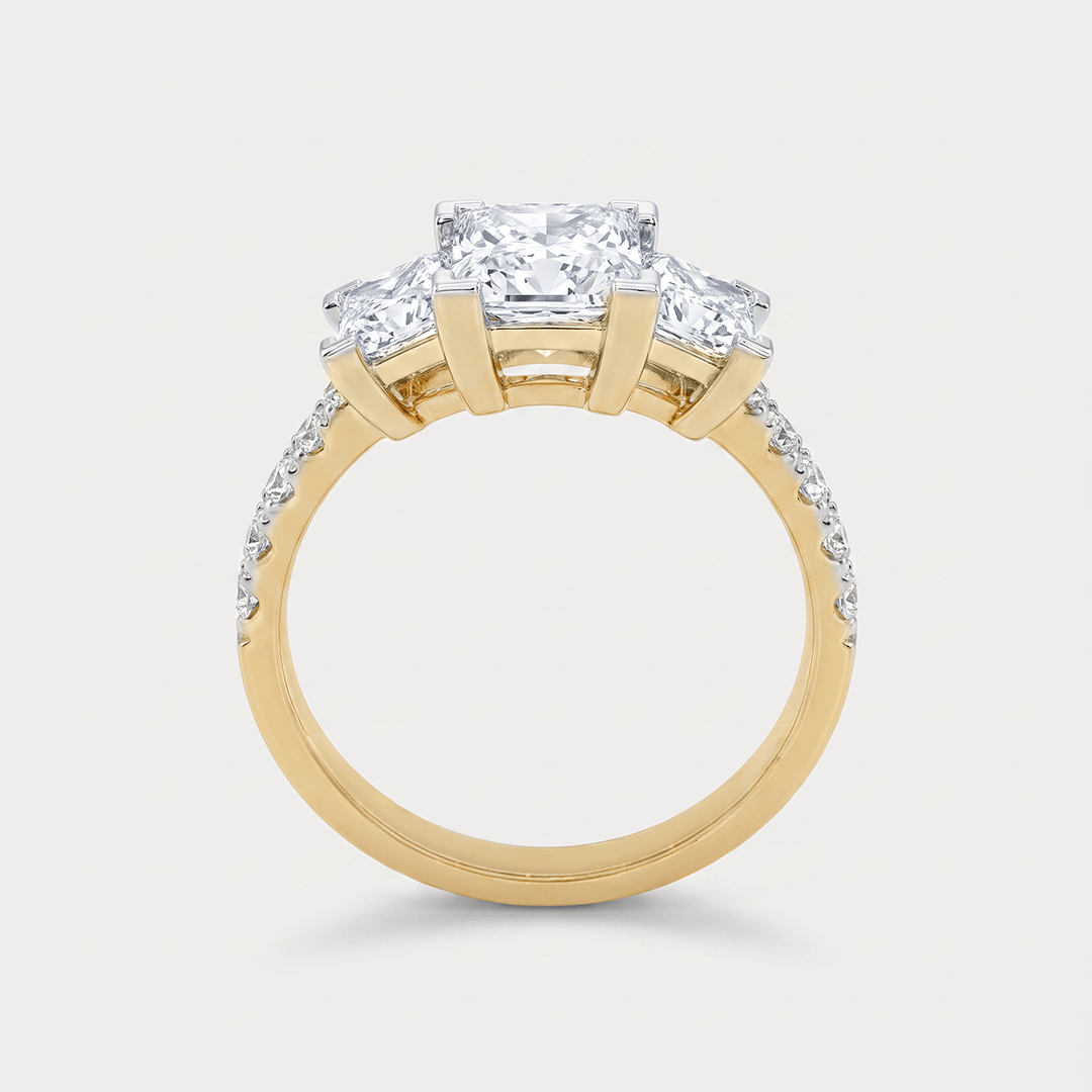 Douce Nuit Solitaire Diamond Ring