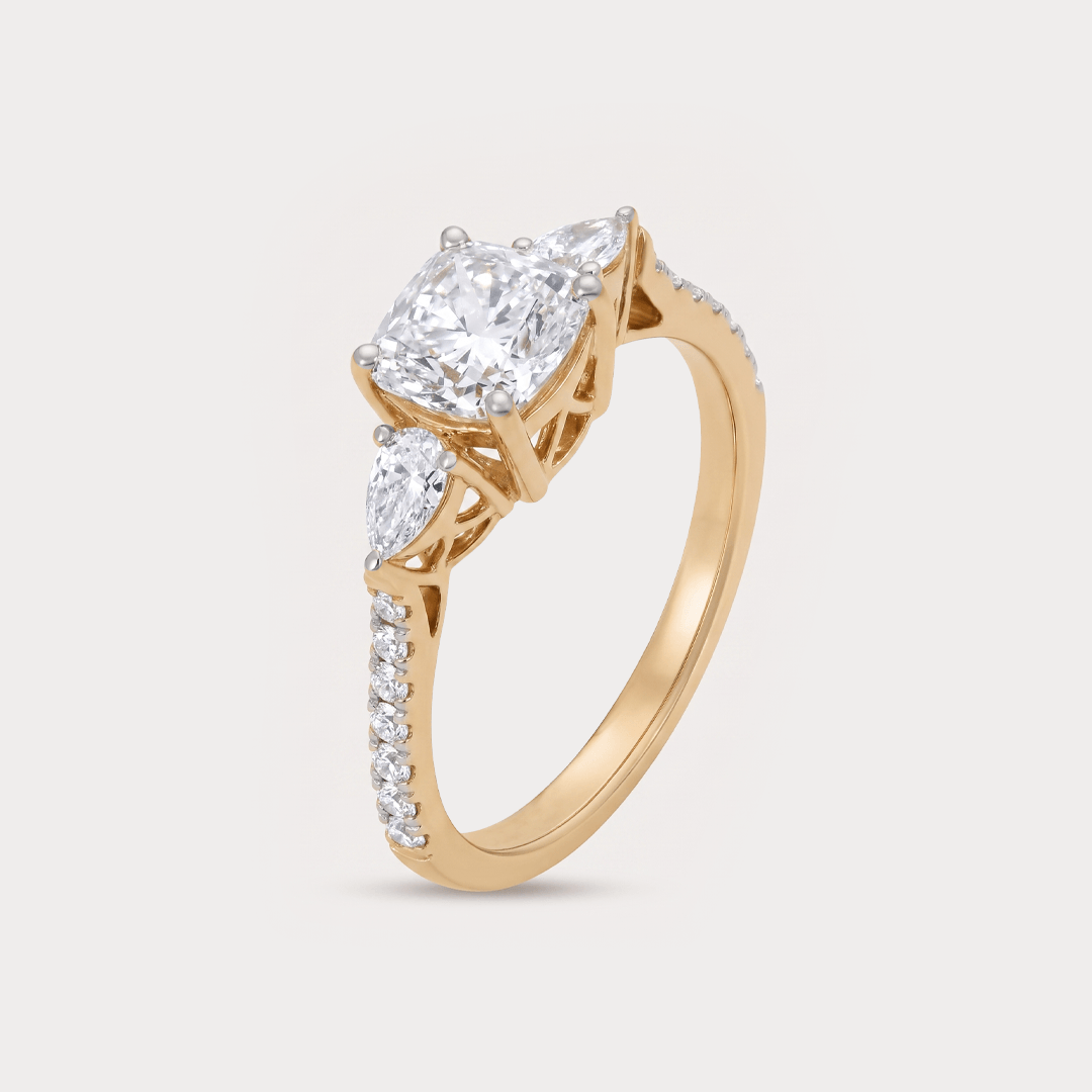 Raíz Solitaire Diamond Ring