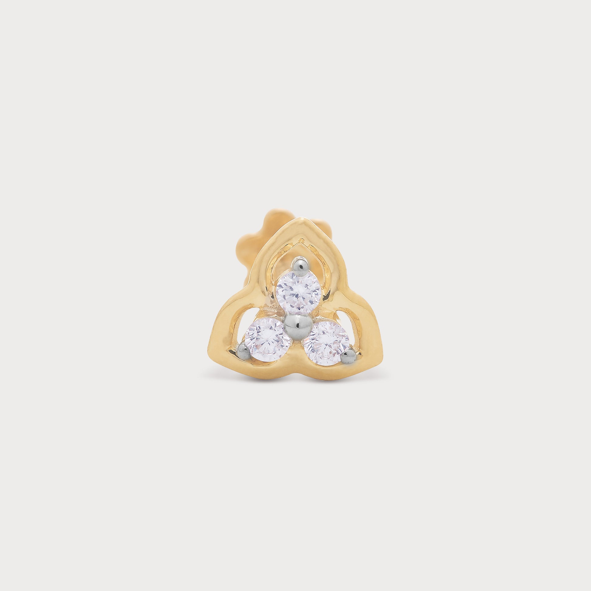 Yellow gold diamond stud earring with three round brilliant diamonds in a triangular cluster design. Fine jewelry for women.