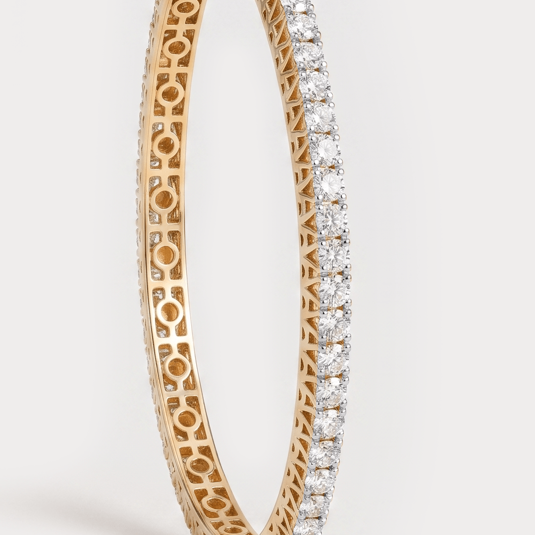 Wind Grace Diamond Bangle